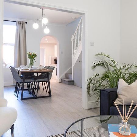 Southview Stays - Three Bedroom House Chester Exterior foto