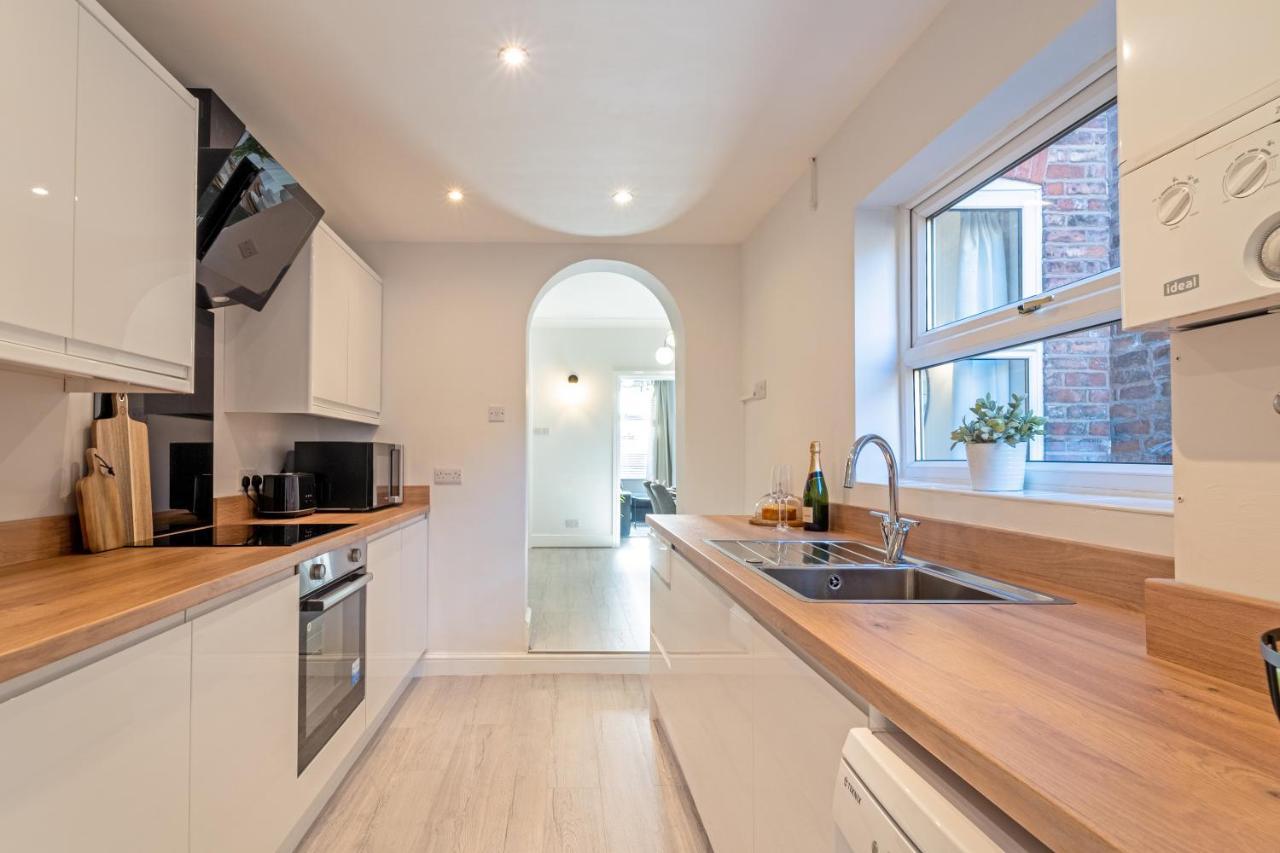 Southview Stays - Three Bedroom House Chester Exterior foto